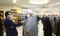 تصاویر بازدید معاون پژوهش و فناوری وزارت علوم از نمایشگاه دائمی پژوهشگاه قرآن و حدیث