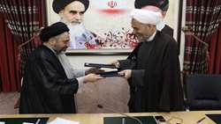 امضای تفاهم نامه همکاری فی ما بین پژوهشگاه قرآن و حدیث و بنیاد پژوهش های اسلامی آستان قدس رضوی